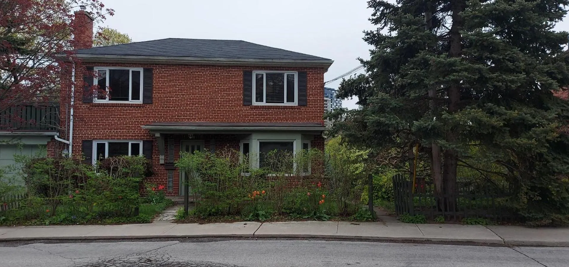 High Park Double Room With Exclusive Washroom Kitchen And Living Rooms Toronto